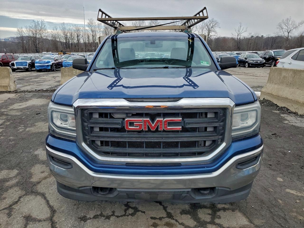 2016 GMC Sierra