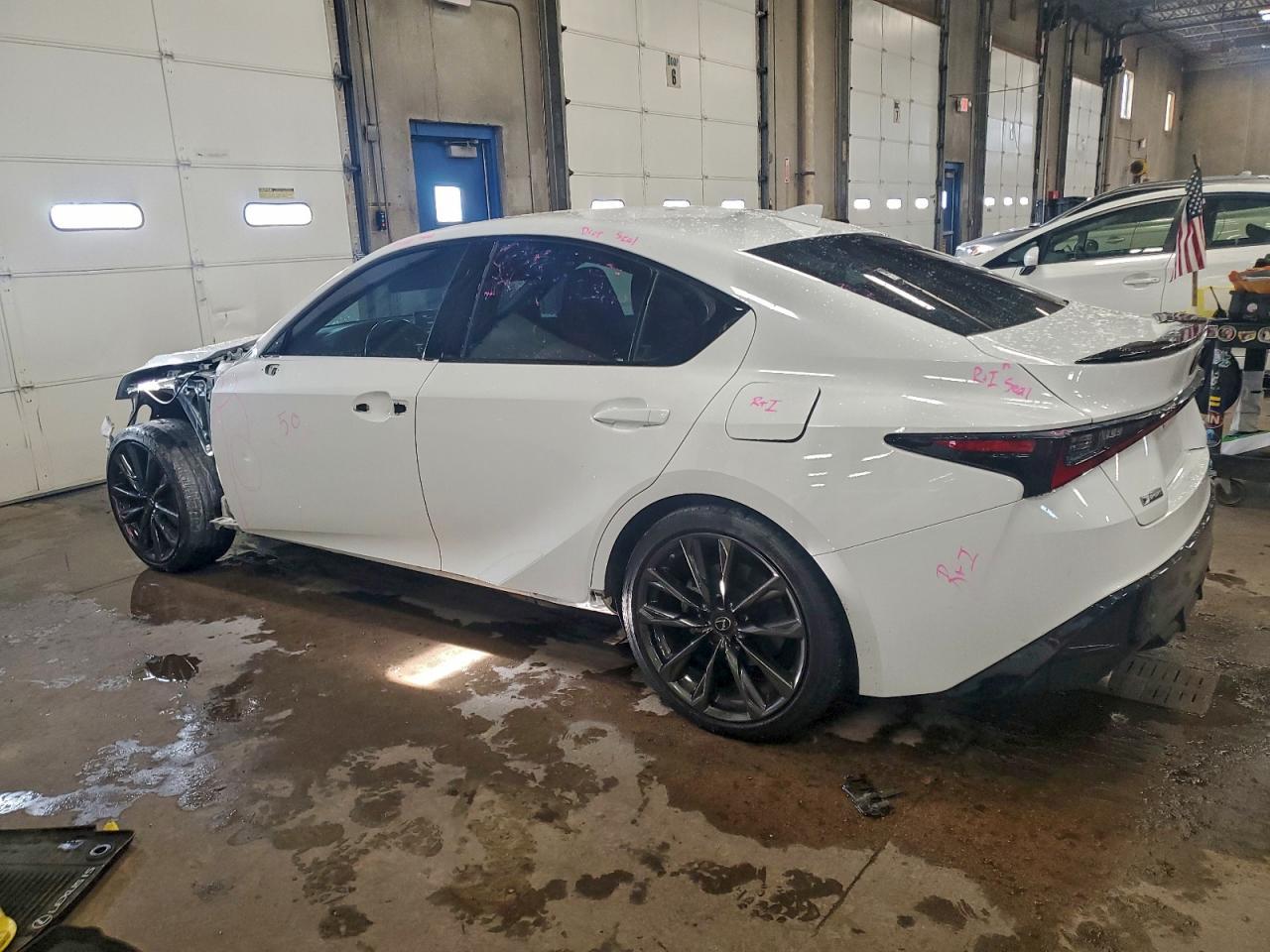 2021 LEXUS IS 350