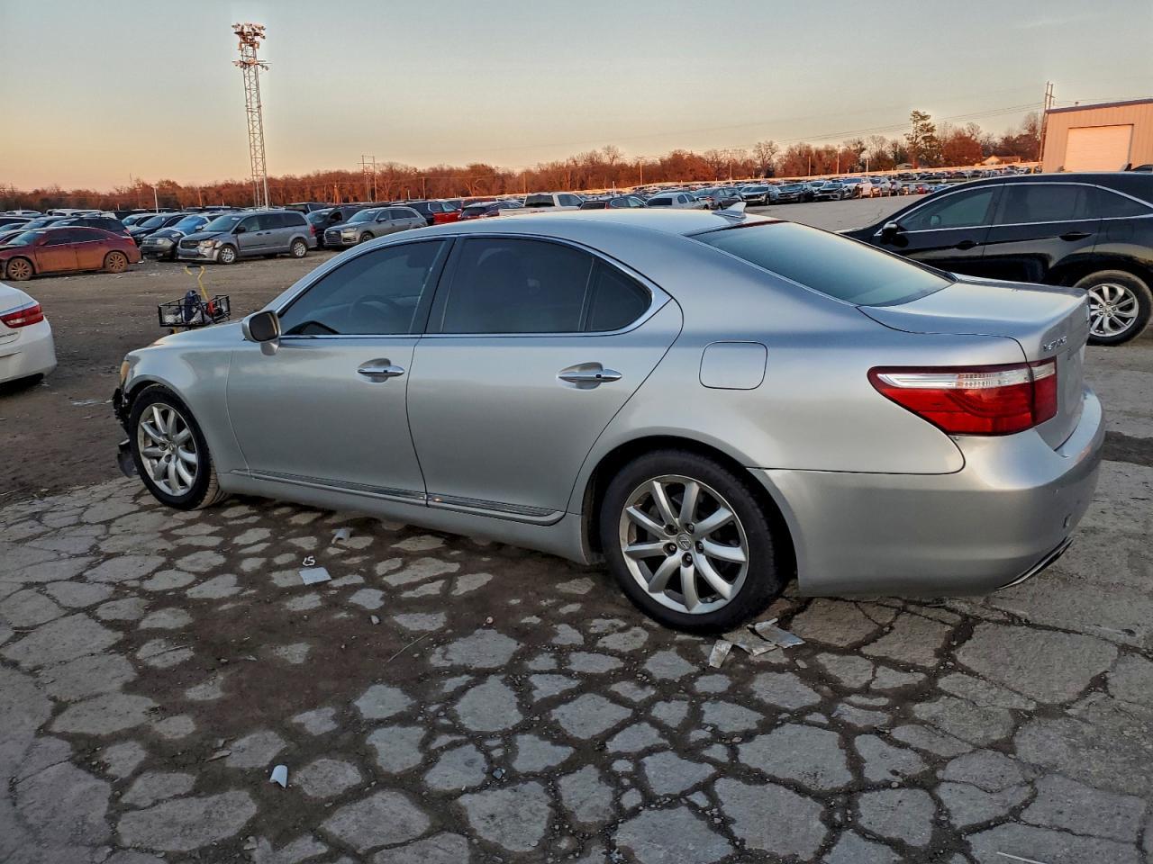 2007 LEXUS LS 460