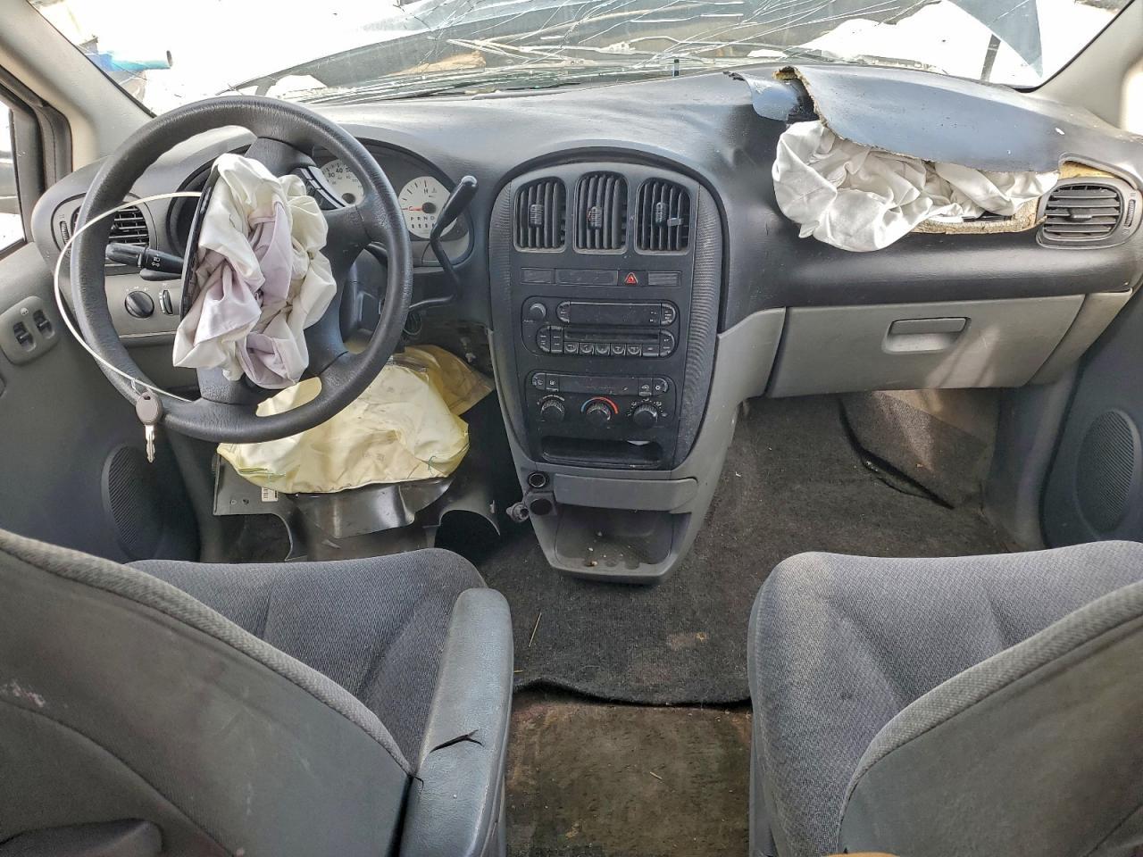 2005 DODGE CARAVAN