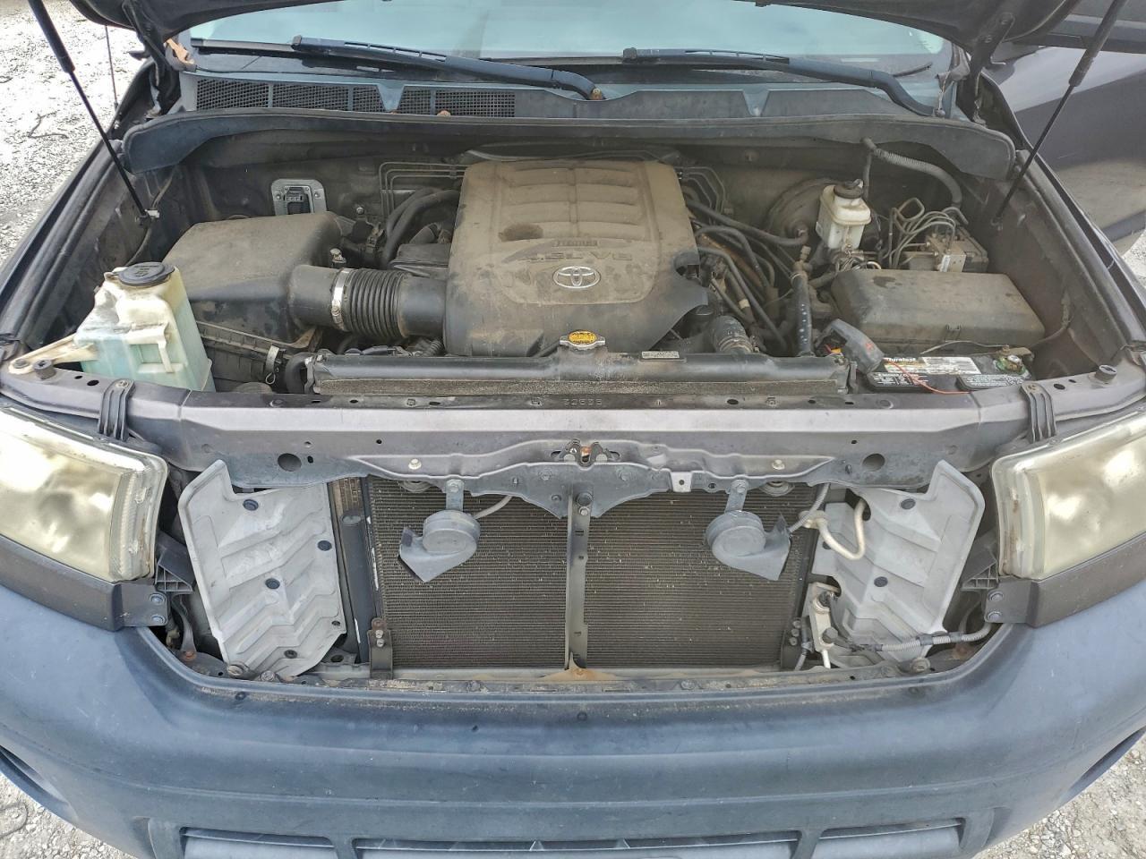 2012 TOYOTA TUNDRA
