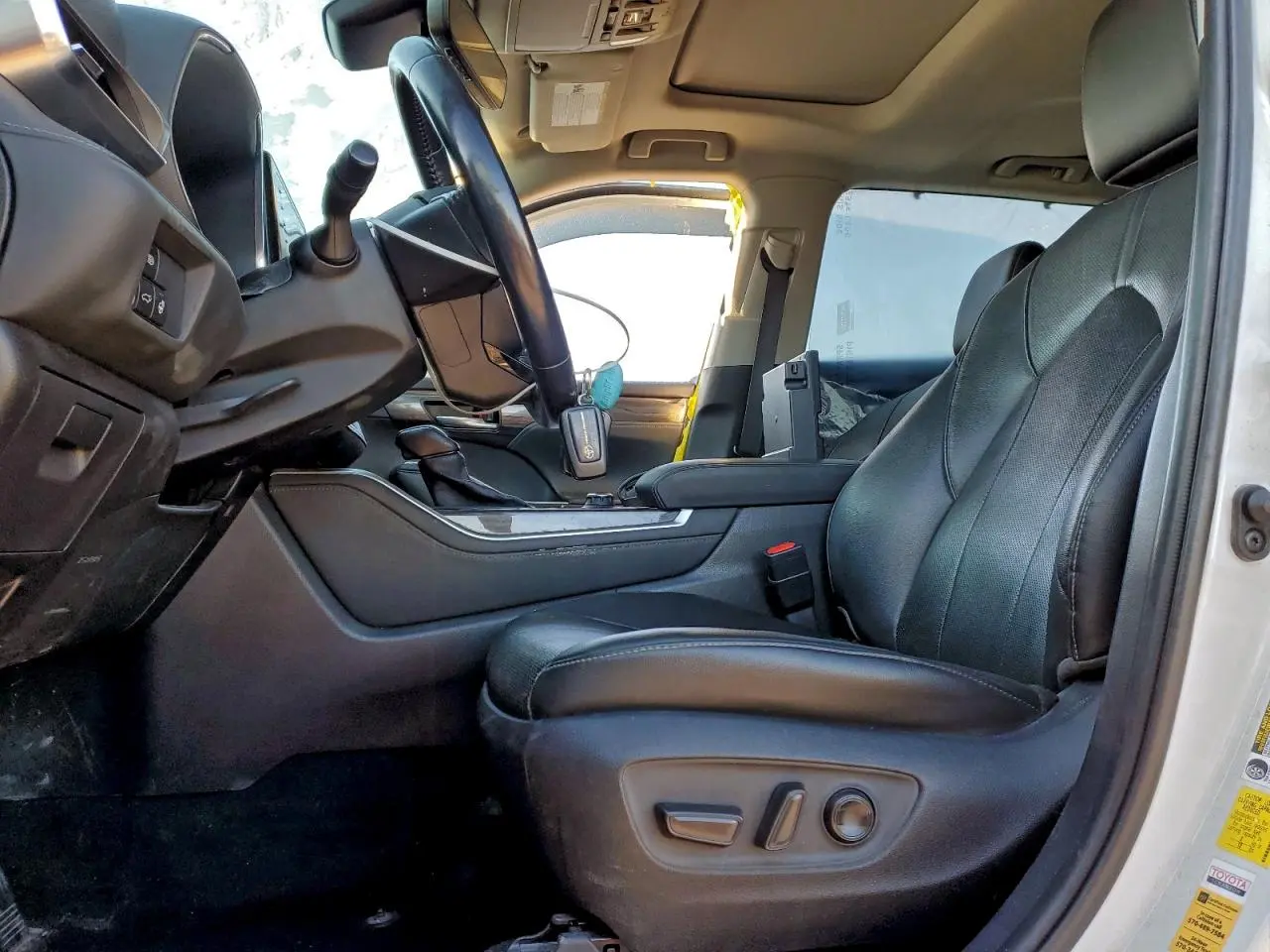 2020 TOYOTA HIGHLANDER