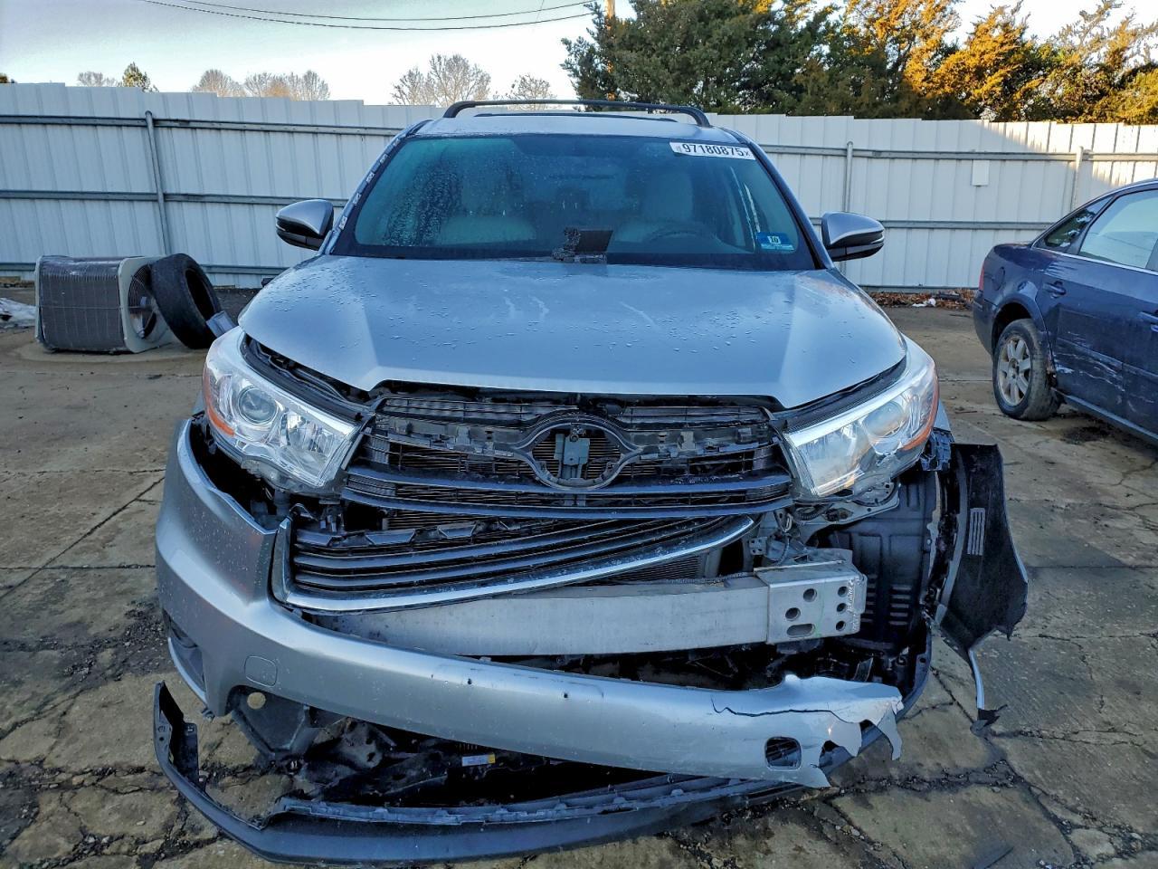2015 TOYOTA HIGHLANDER