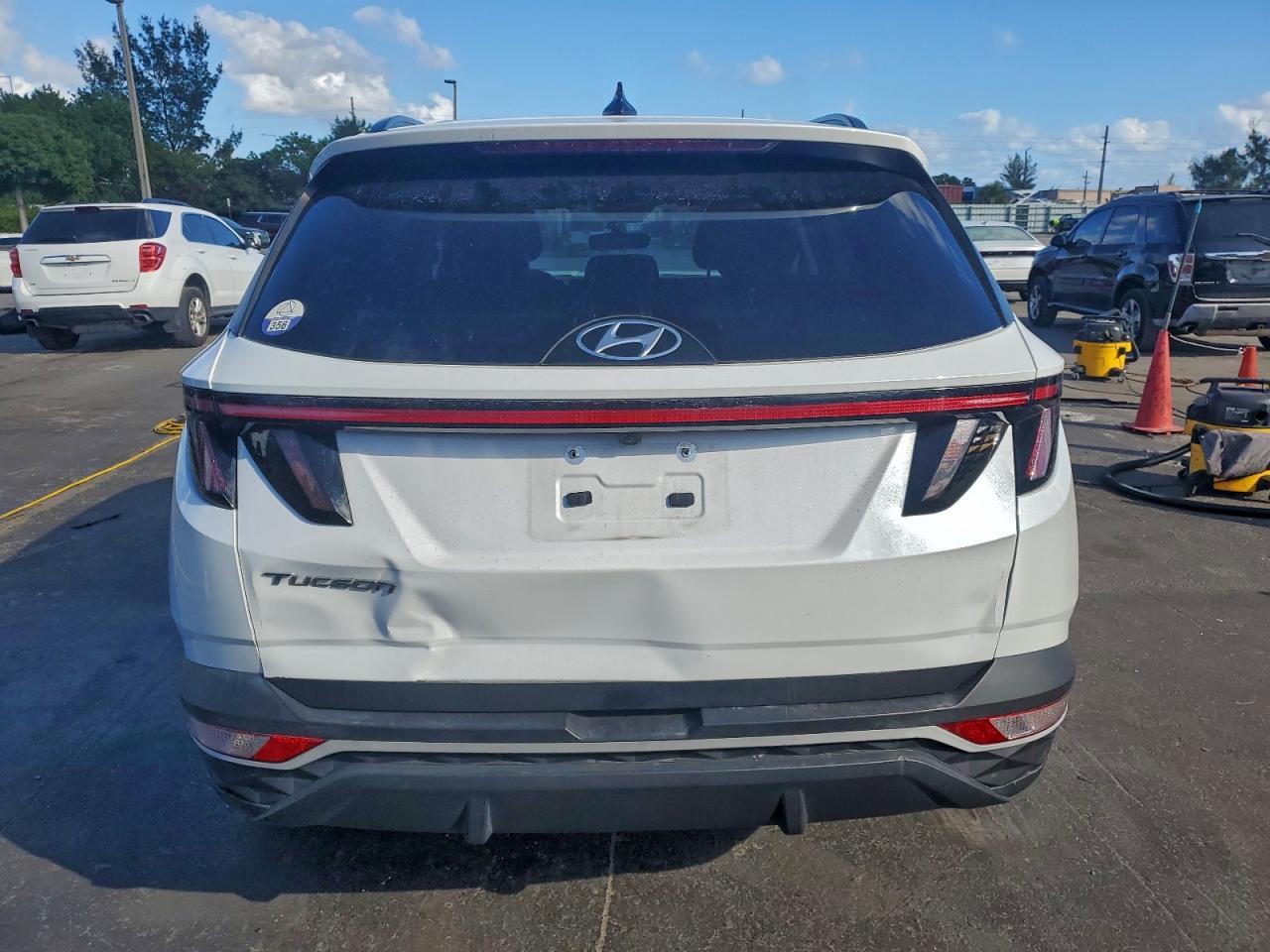 2022 HYUNDAI TUCSON