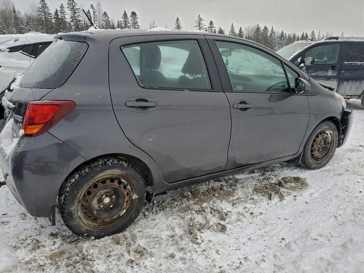 2016 TOYOTA YARIS