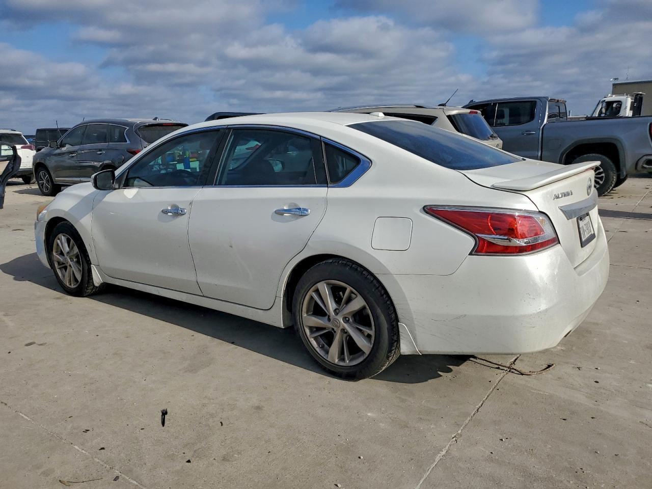 2015 NISSAN ALTIMA