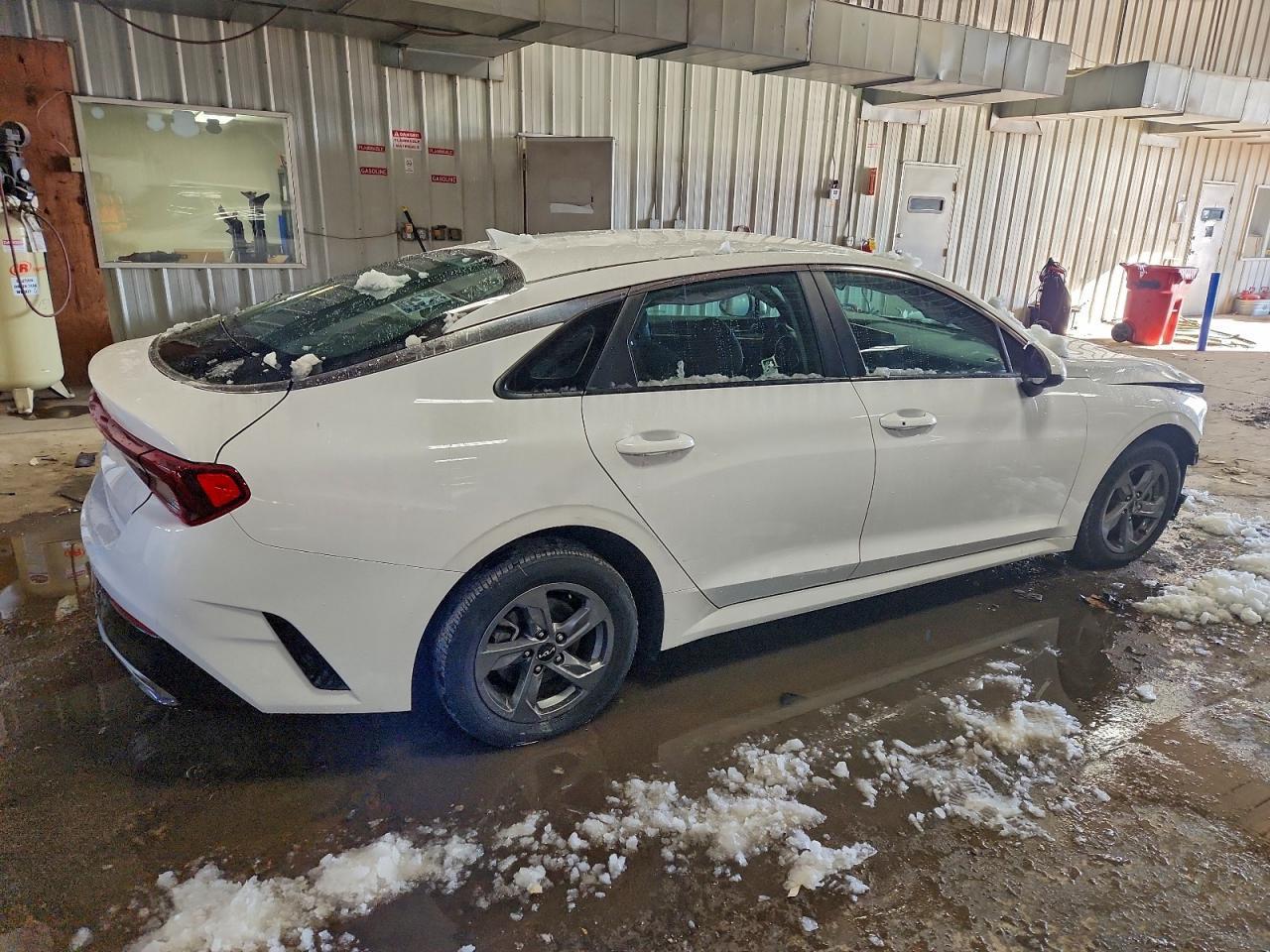 2023 KIA K5