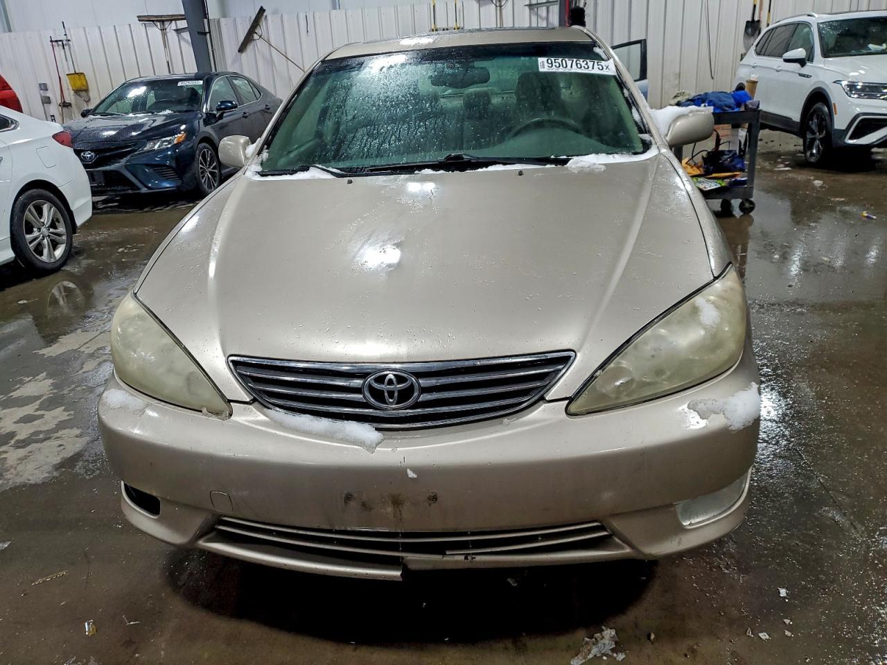 2005 TOYOTA CAMRY