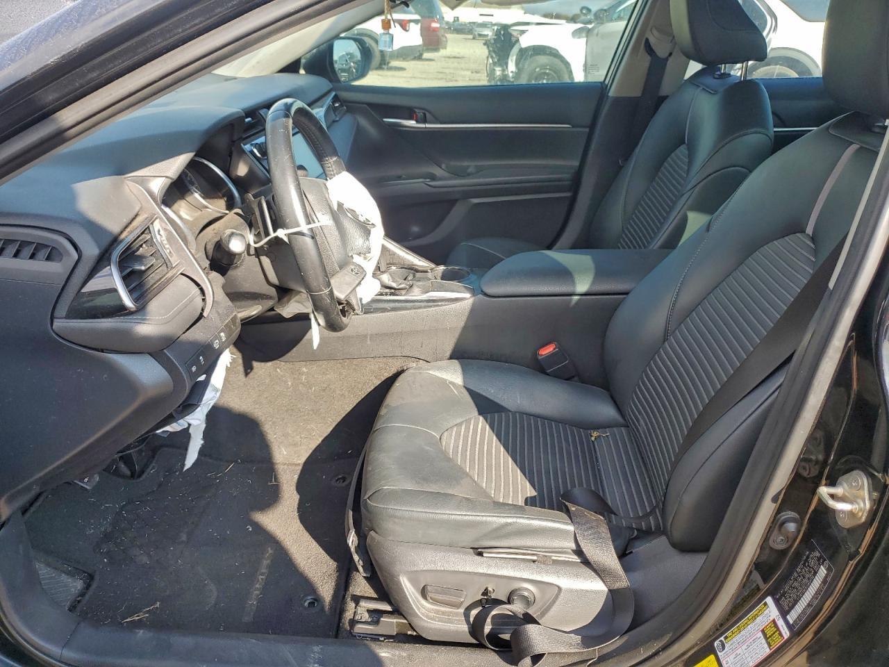 2019 TOYOTA CAMRY