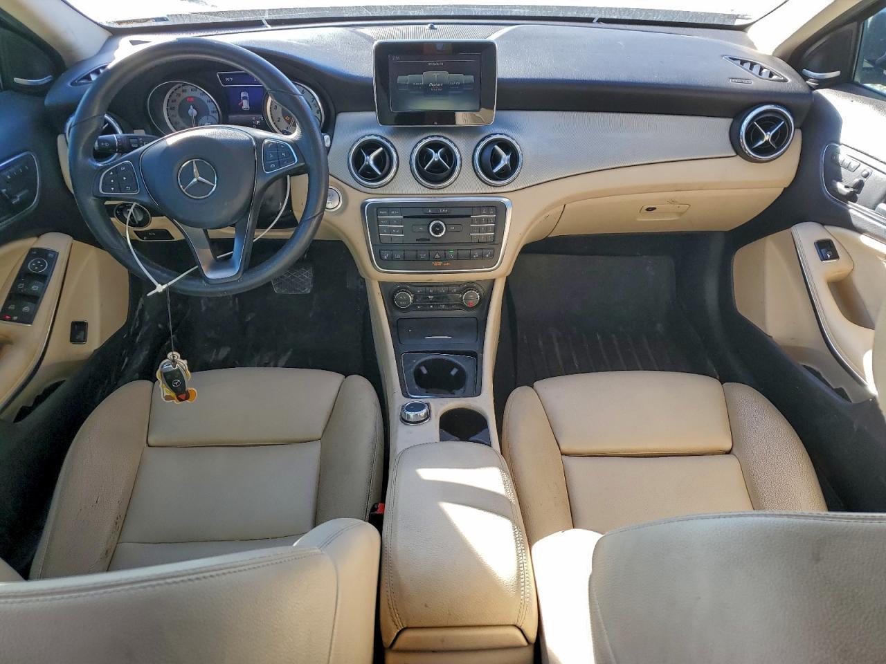 2017 MERCEDES-BENZ GLA-Class