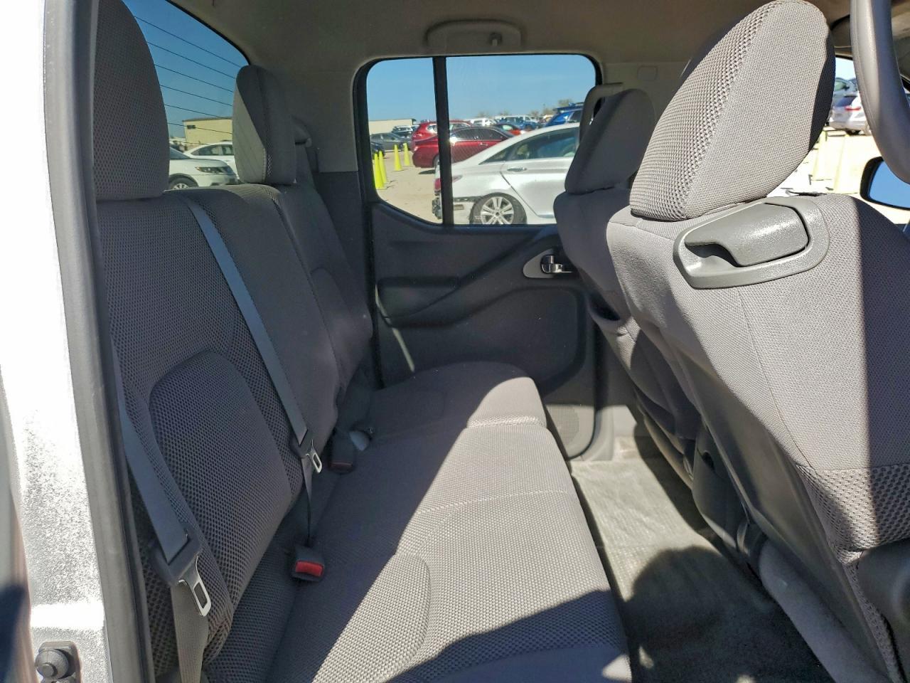 2012 NISSAN Frontier