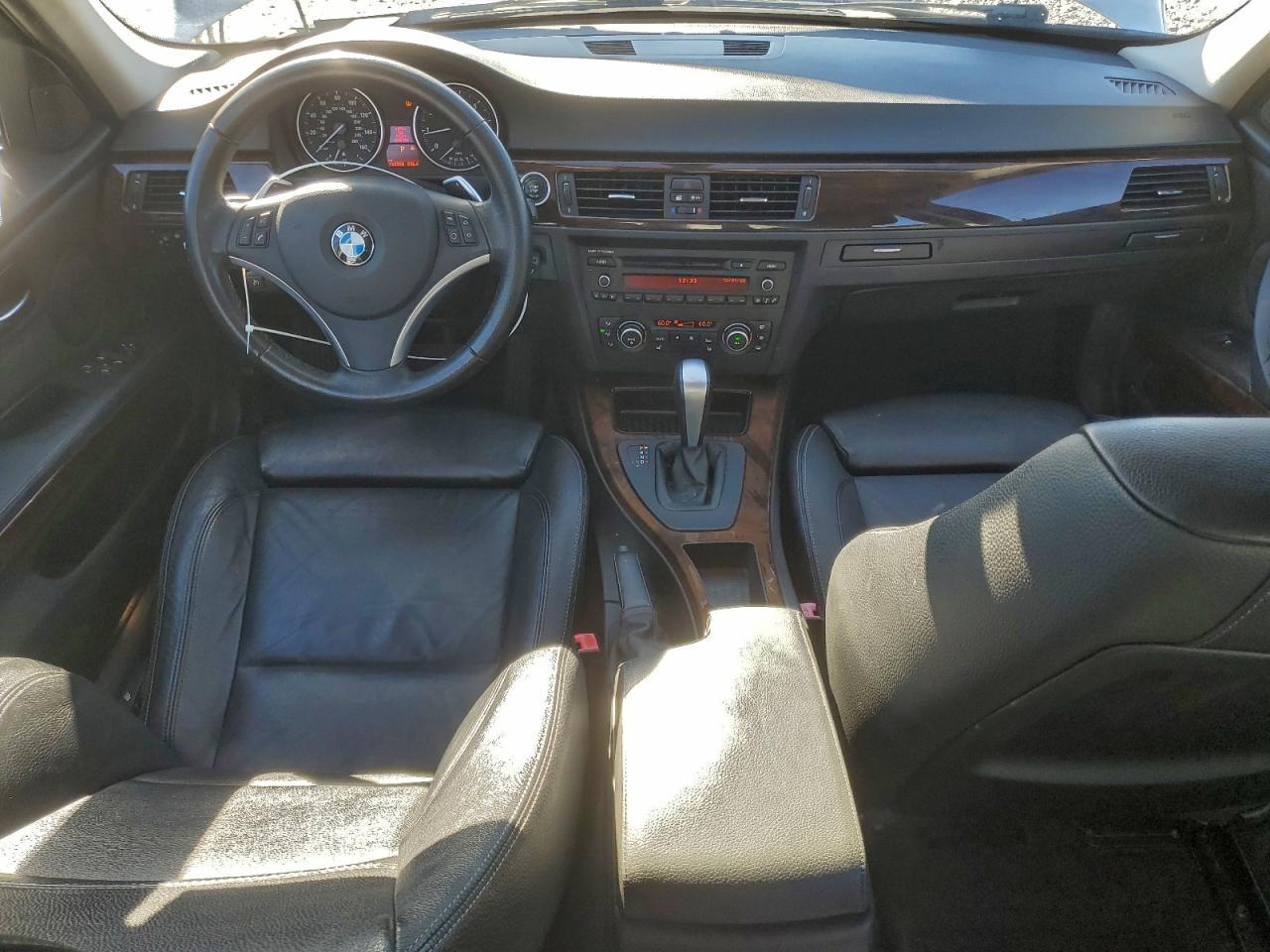 2011 BMW 3 SERIES