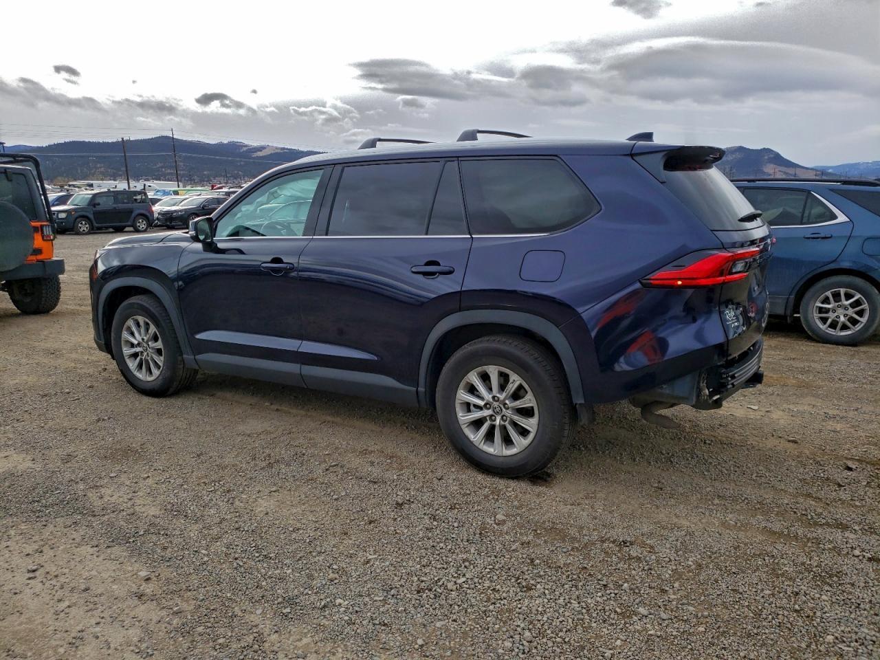 2024 TOYOTA HIGHLANDER