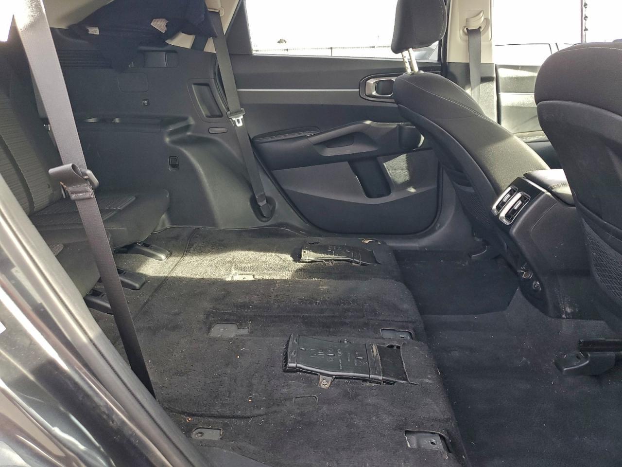 2022 KIA SORENTO
