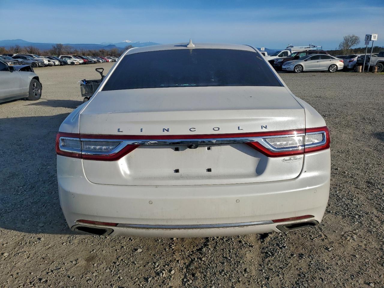 2018 LINCOLN Continental
