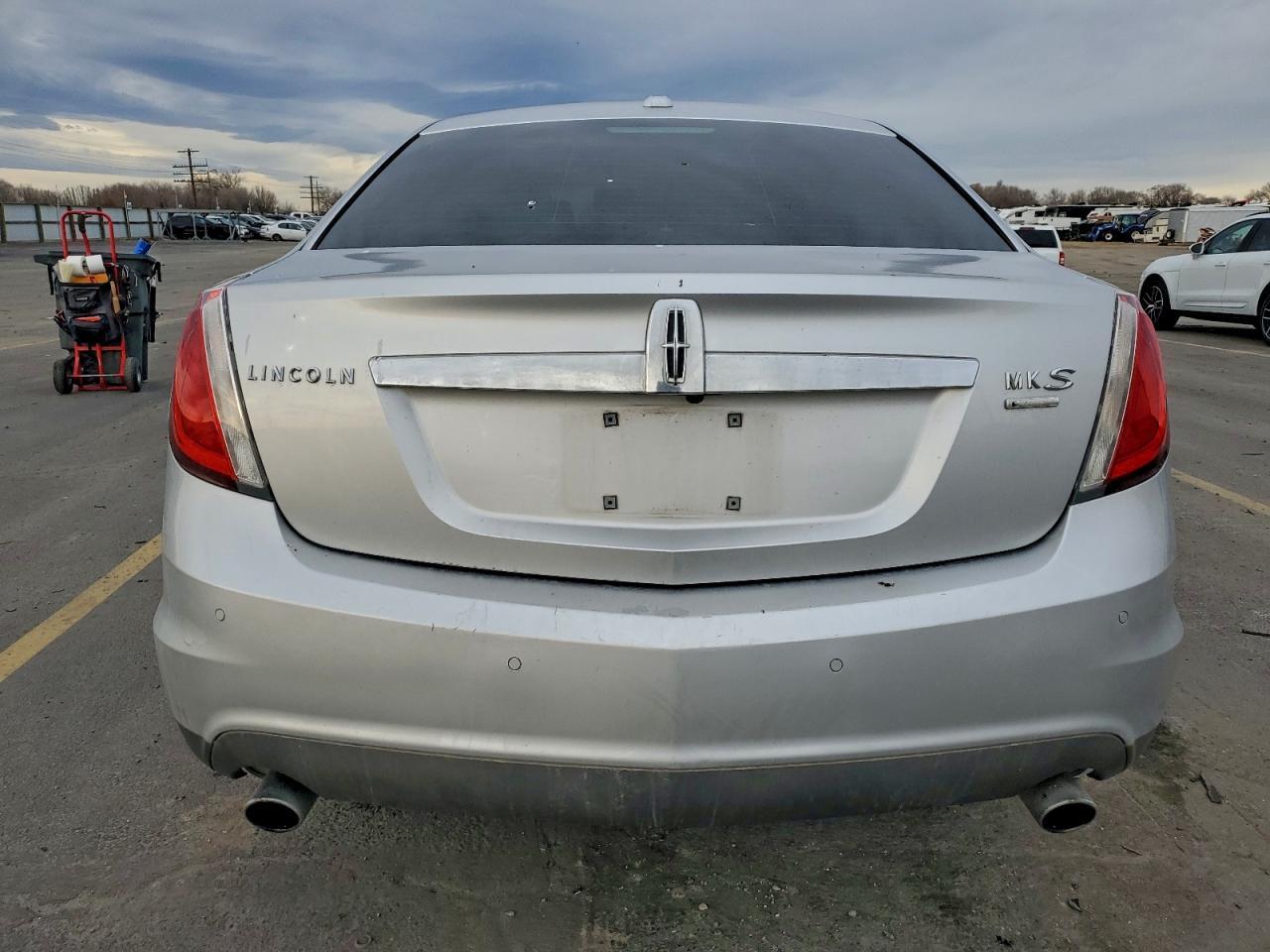 2010 LINCOLN MKS