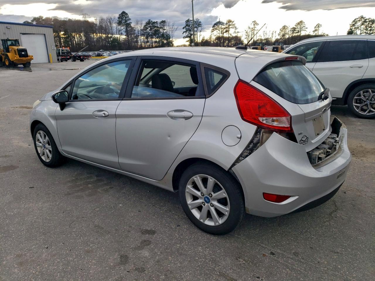 2011 FORD Fiesta