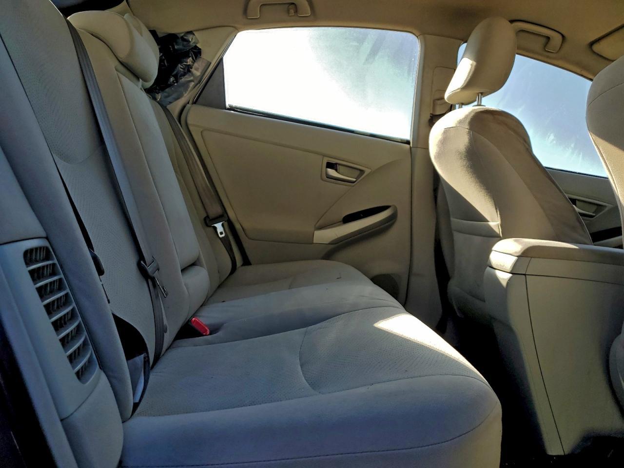 2012 TOYOTA PRIUS