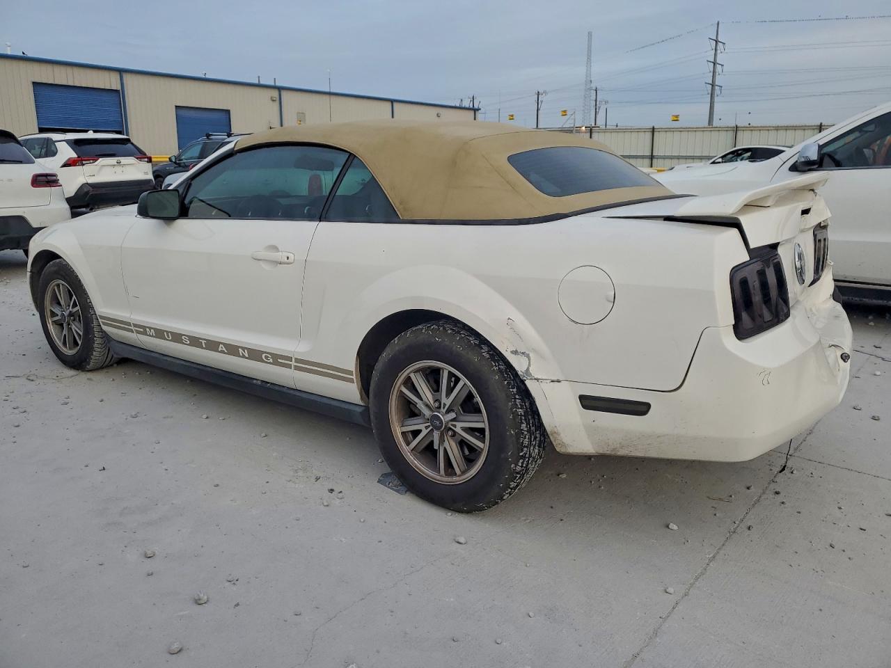 2005 FORD MUSTANG