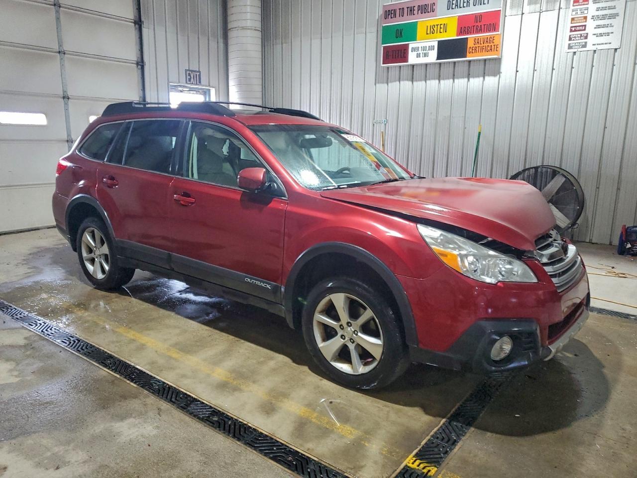 2013 SUBARU Outback
