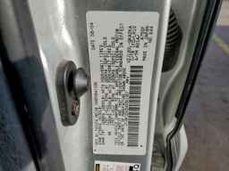 2004 LEXUS Gx 470