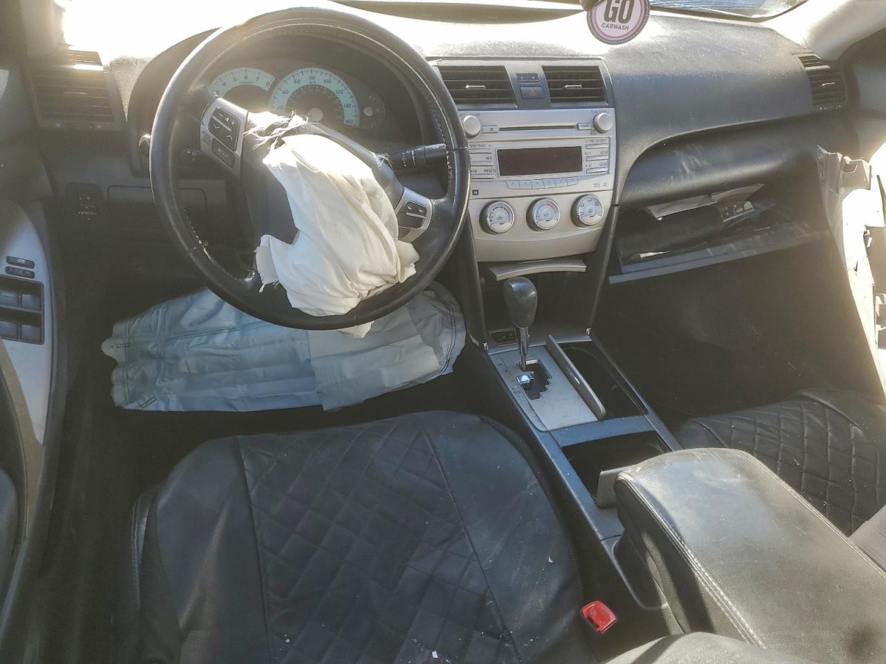2010 TOYOTA CAMRY
