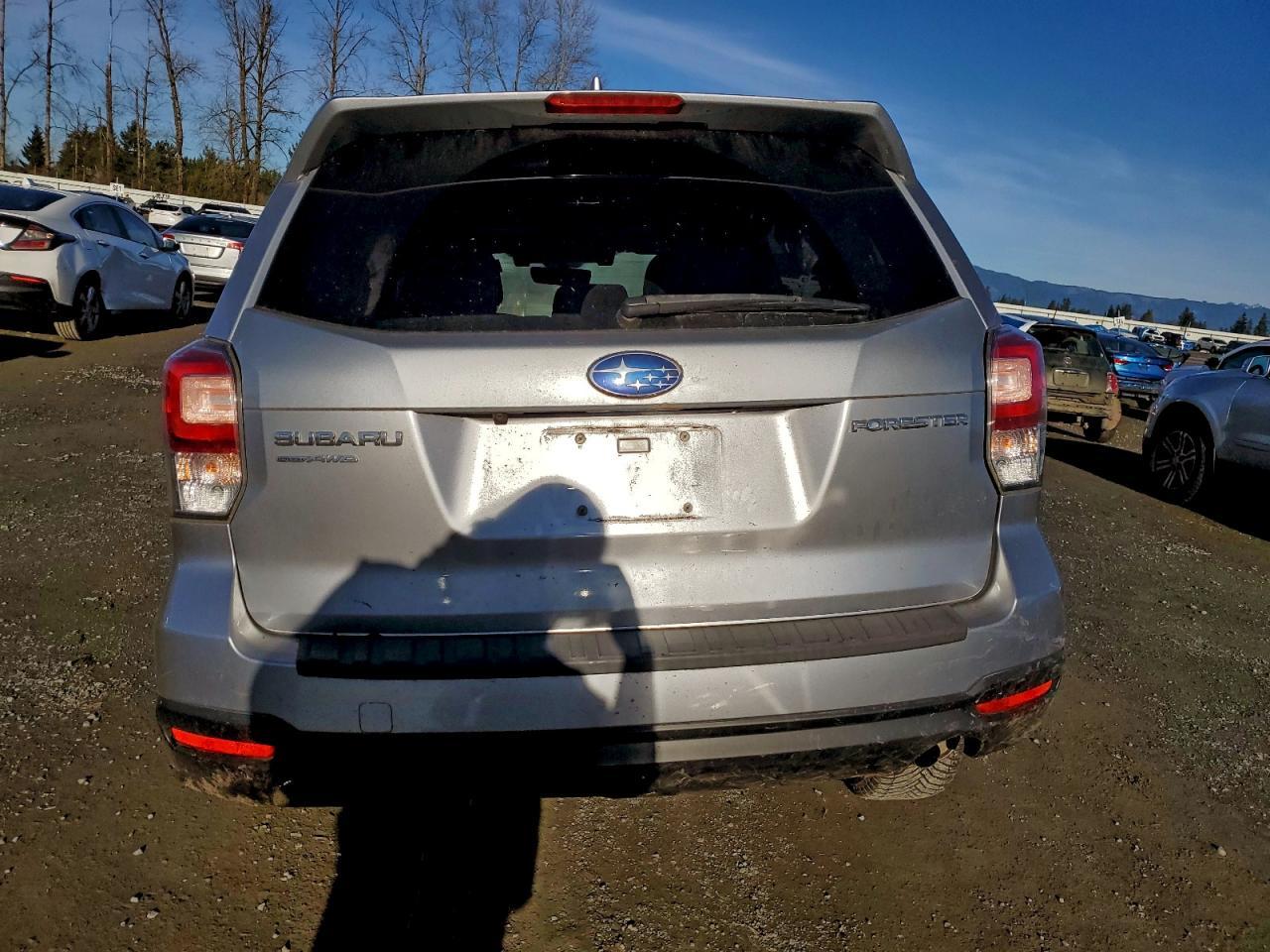 2018 SUBARU FORESTER