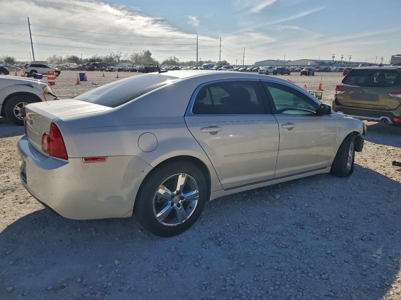 2011 CHEVROLET MALIBU
