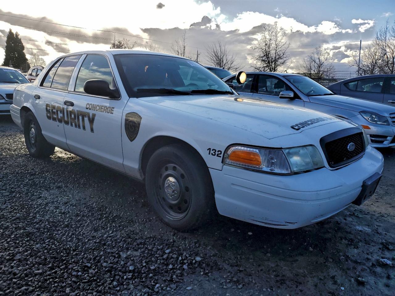 2011 FORD Crown Victoria