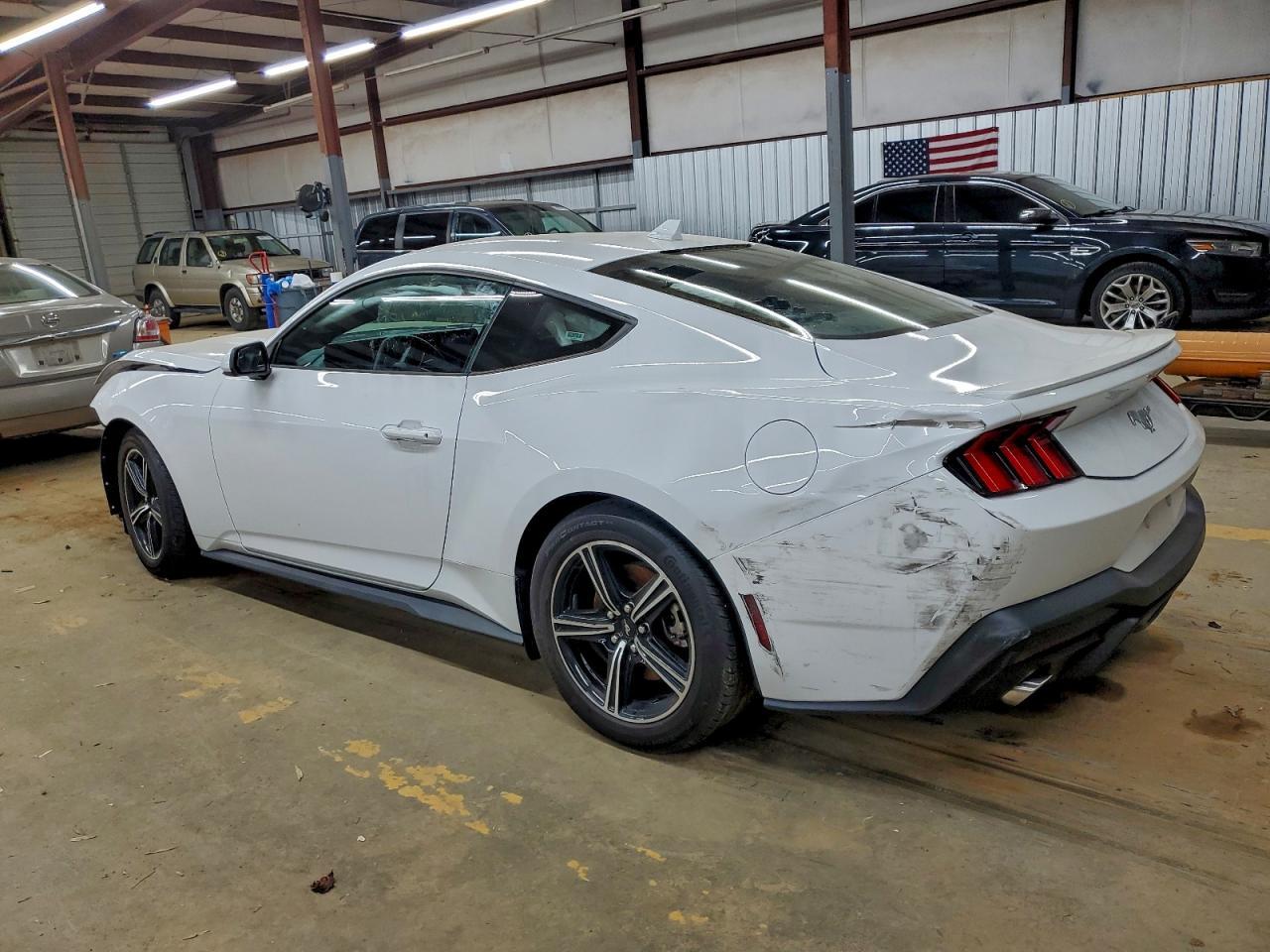 2024 FORD MUSTANG