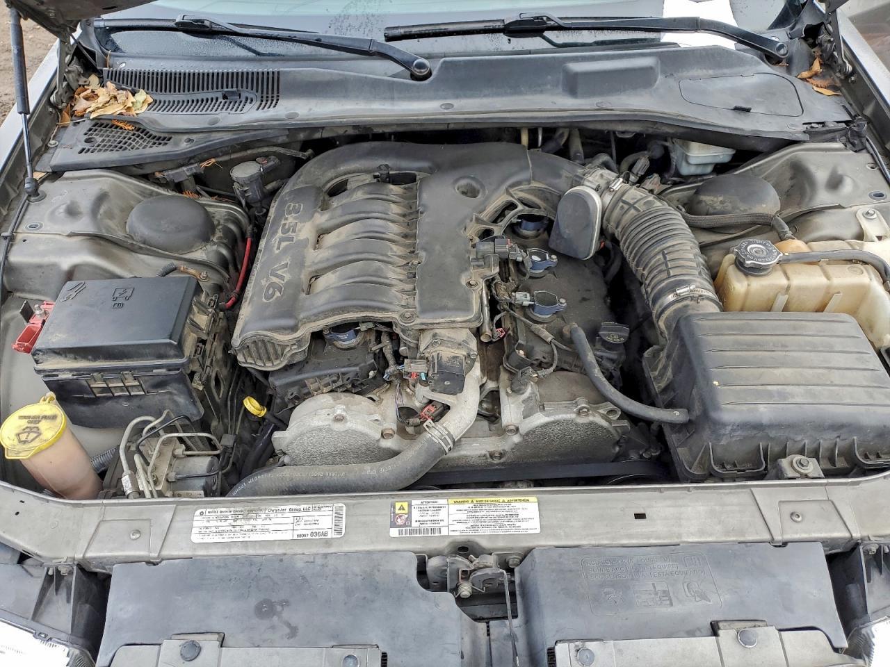2010 CHRYSLER 300
