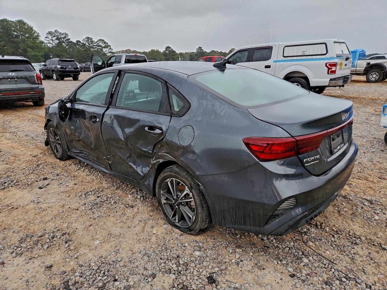 2024 KIA FORTE
