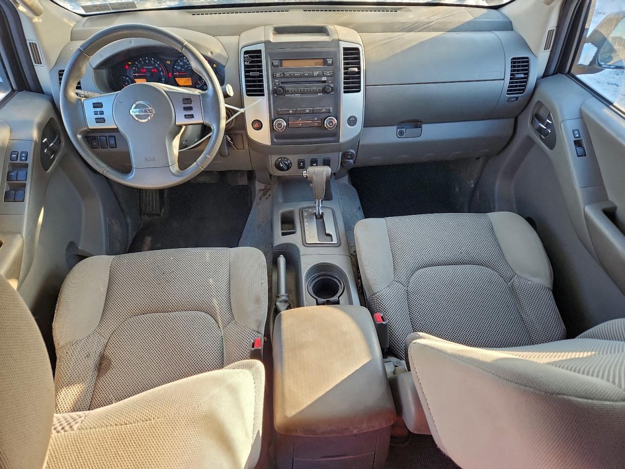 2012 NISSAN Frontier