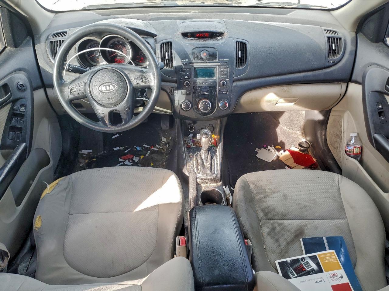 2011 KIA FORTE