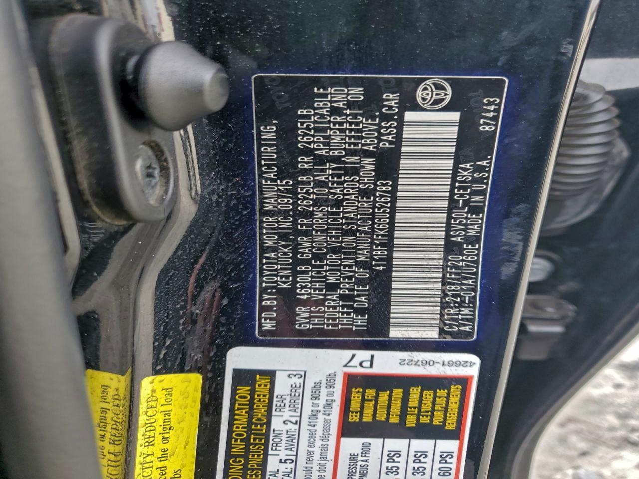 2016 TOYOTA CAMRY