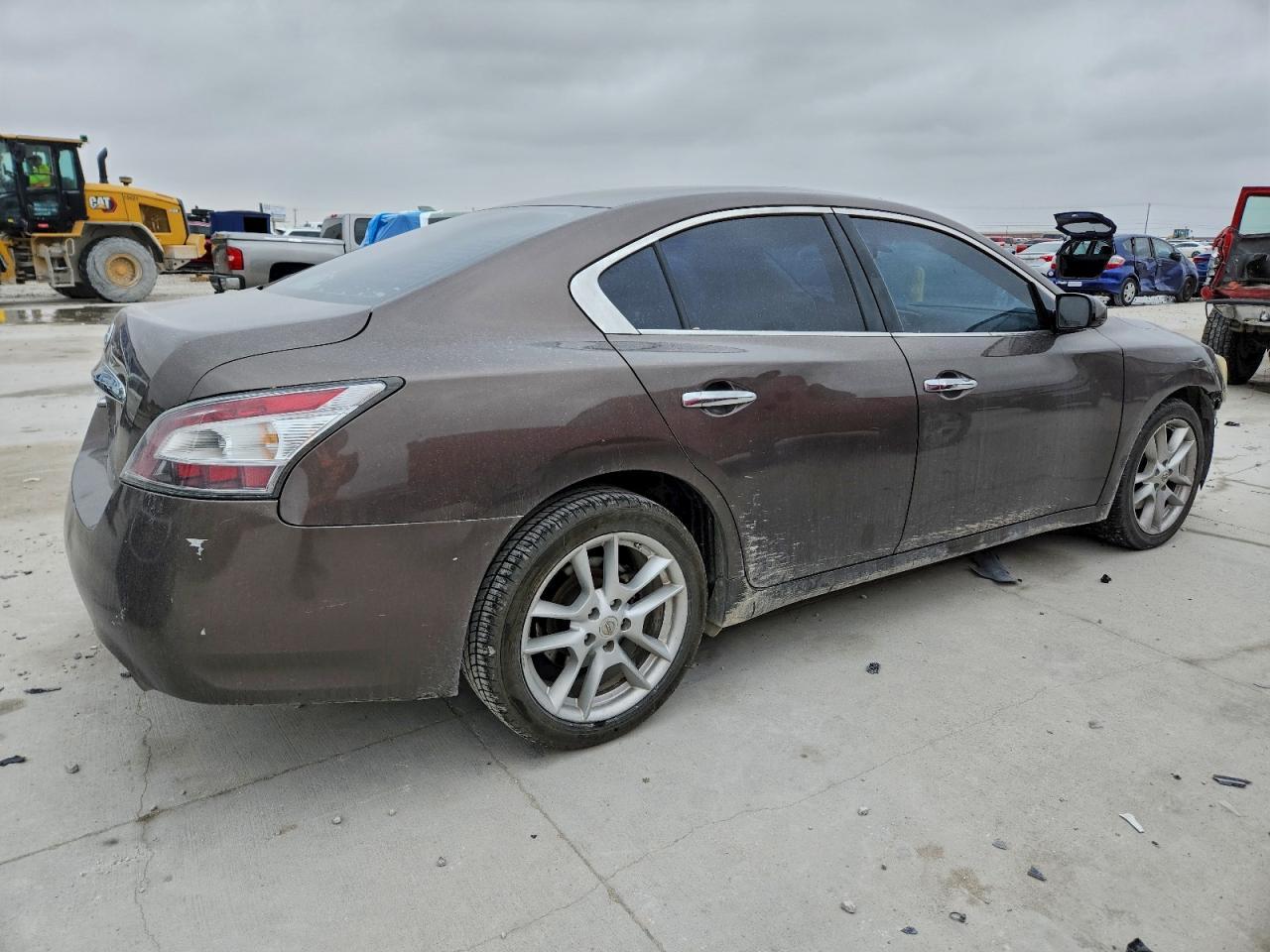 2014 NISSAN Maxima