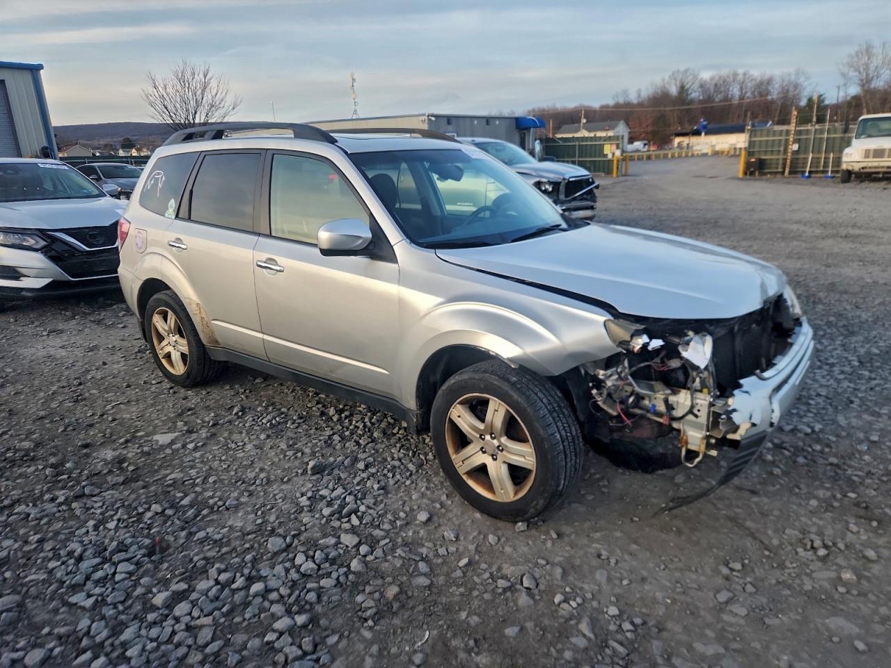 2010 SUBARU FORESTER