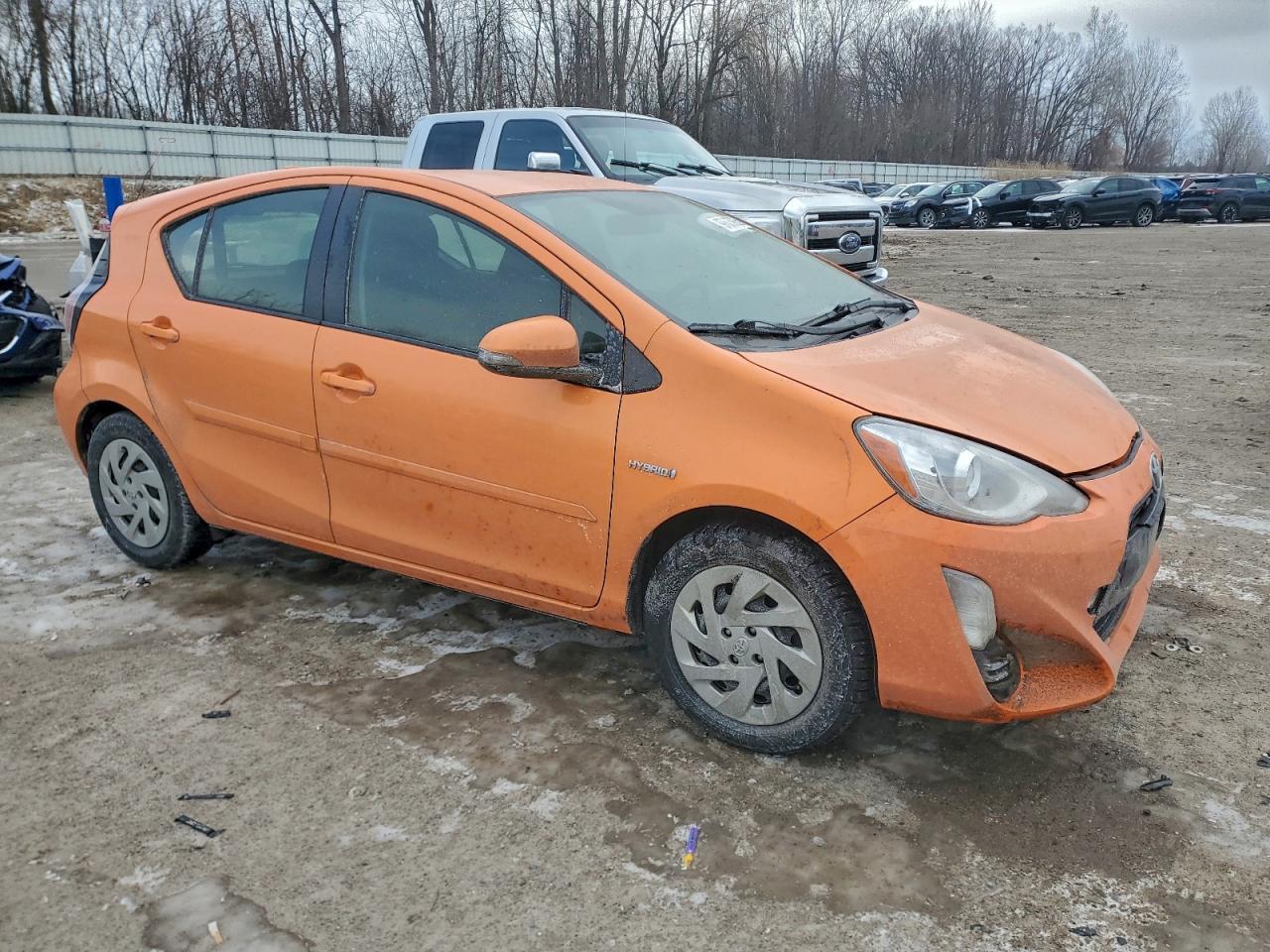 2016 TOYOTA Prius c