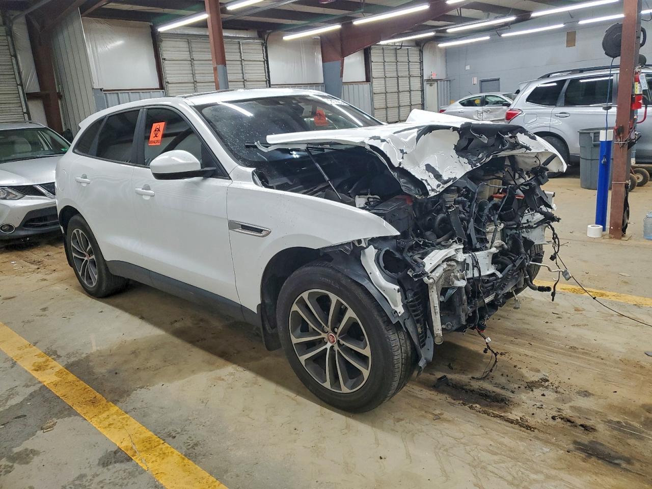 2018 JAGUAR F-Pace