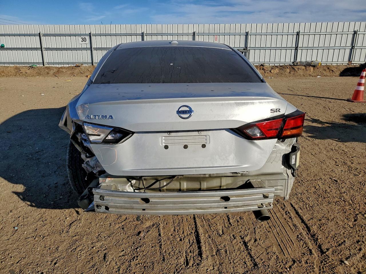 2022 NISSAN ALTIMA