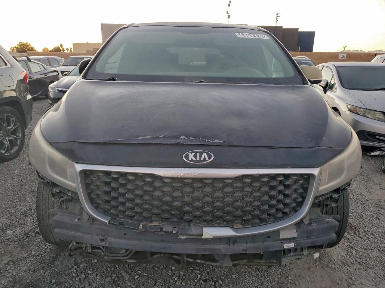 2017 KIA SEDONA