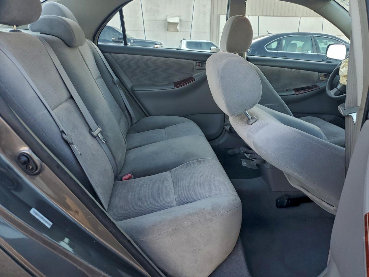 2005 TOYOTA COROLLA