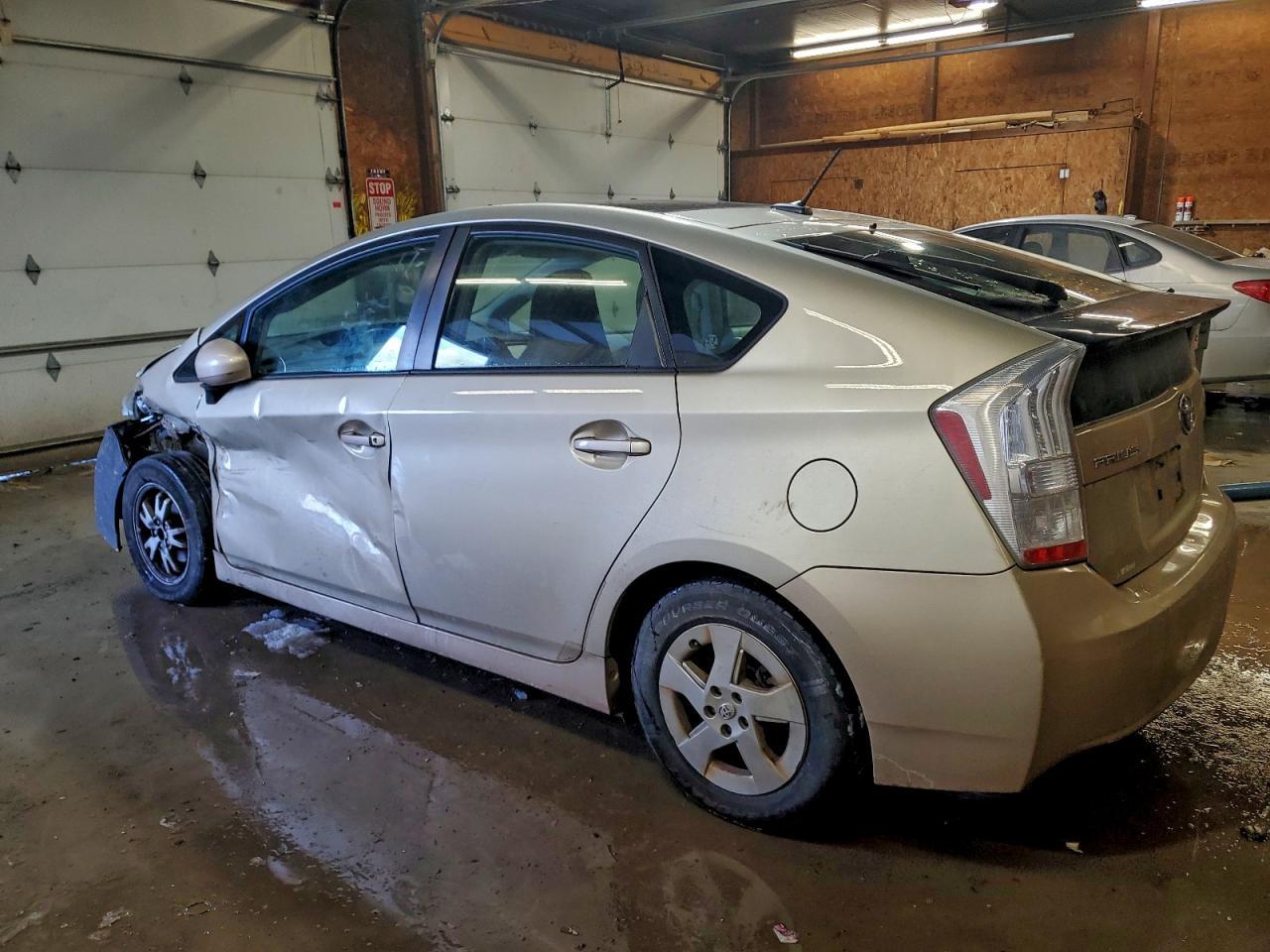 2011 TOYOTA PRIUS