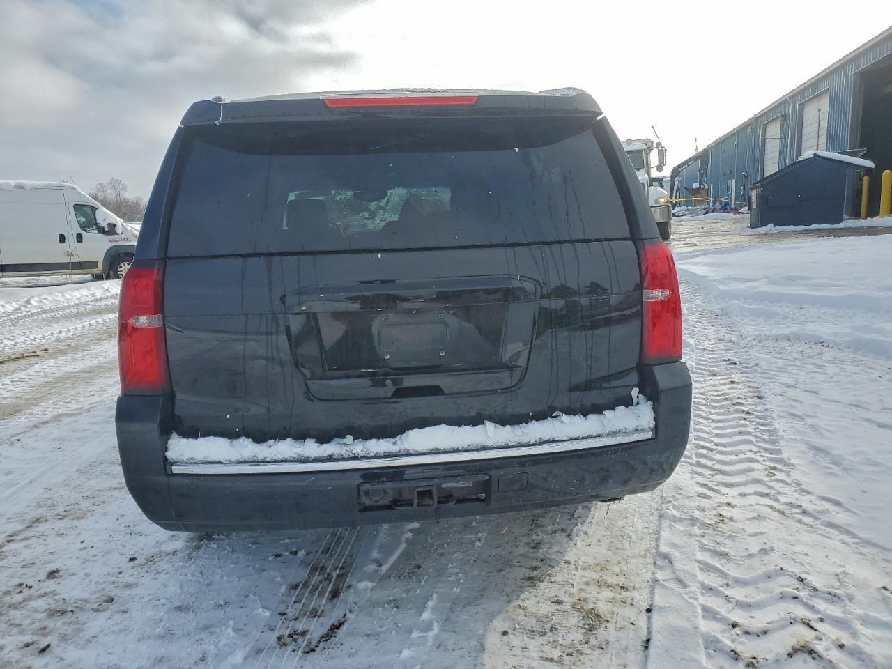 2015 CHEVROLET Suburban
