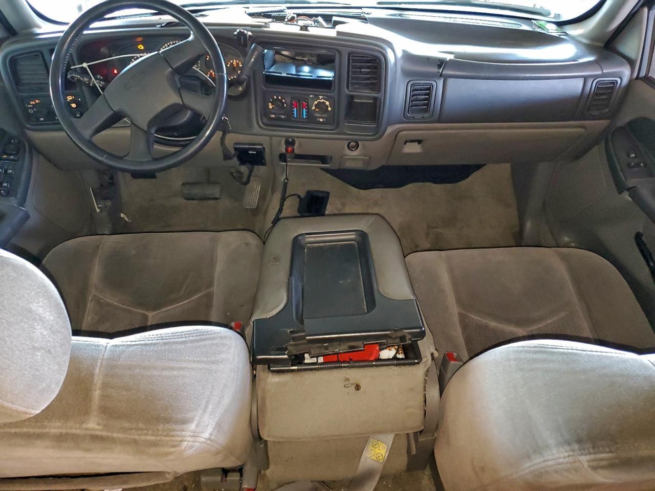 2003 CHEVROLET Tahoe