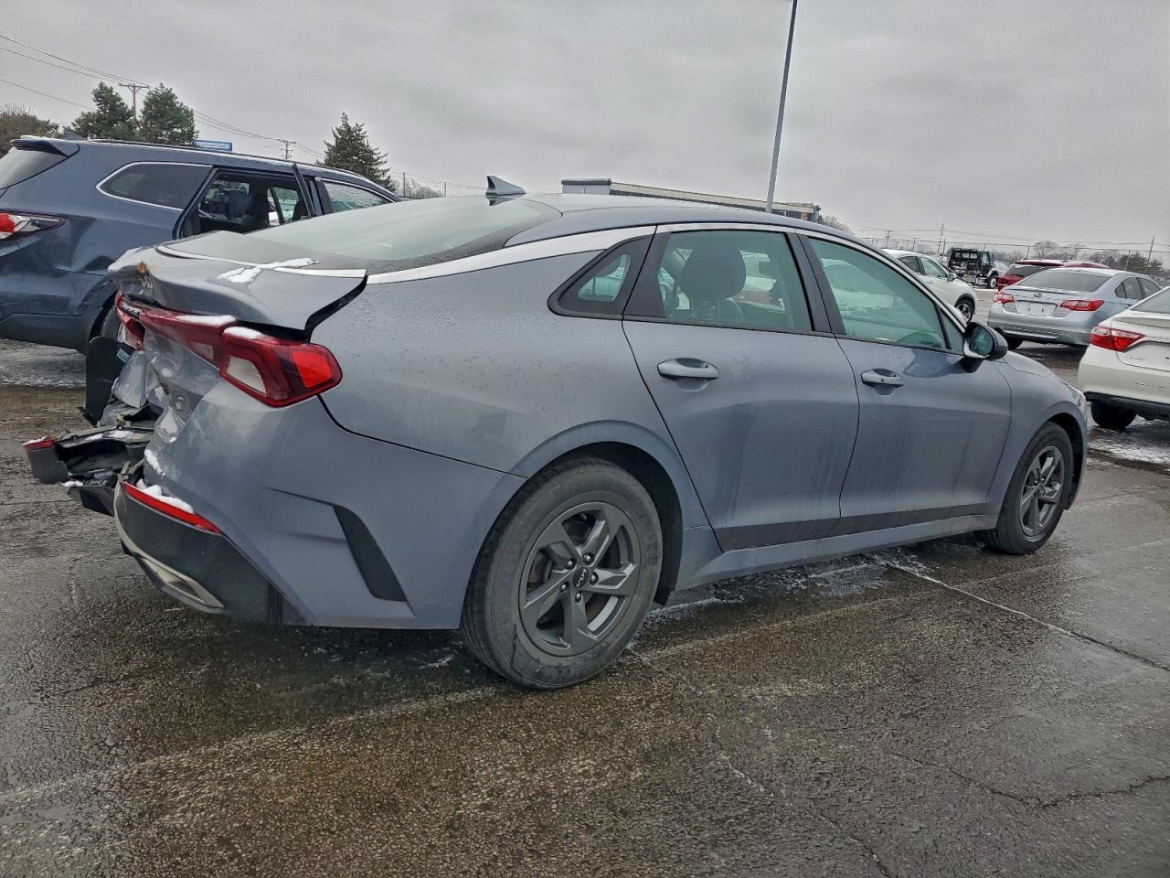 2022 KIA K5