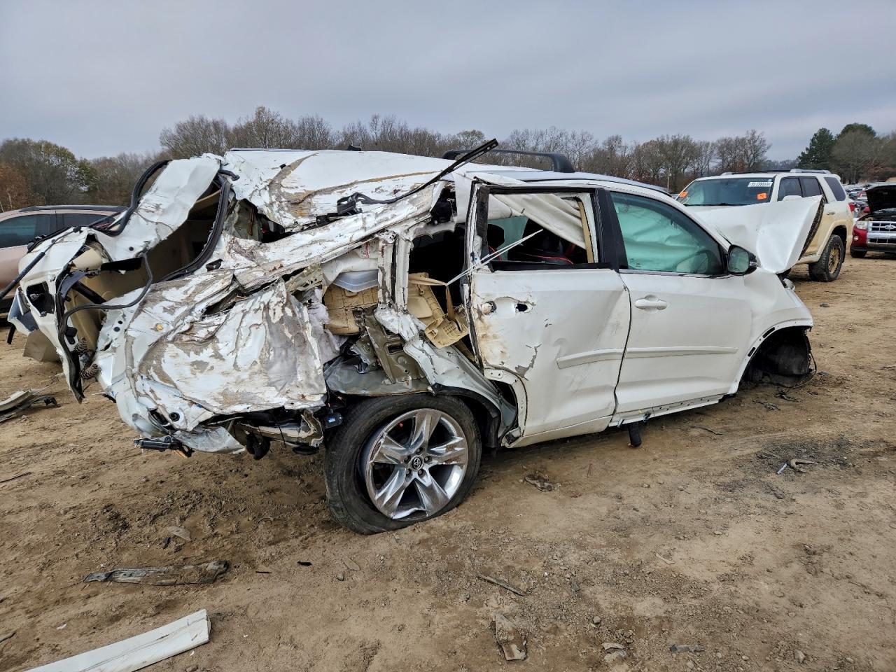 2018 TOYOTA HIGHLANDER
