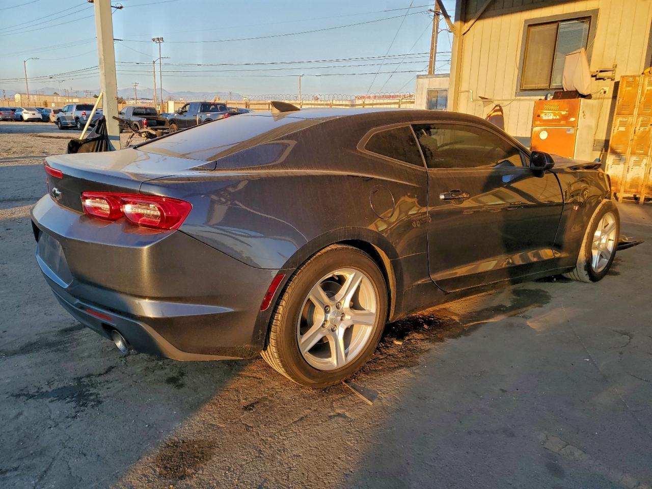 2020 CHEVROLET Camaro