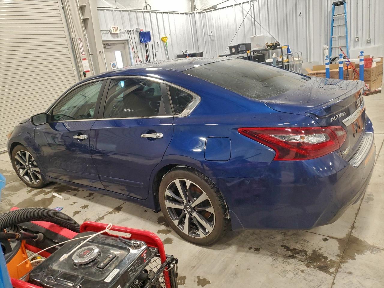 2017 NISSAN ALTIMA