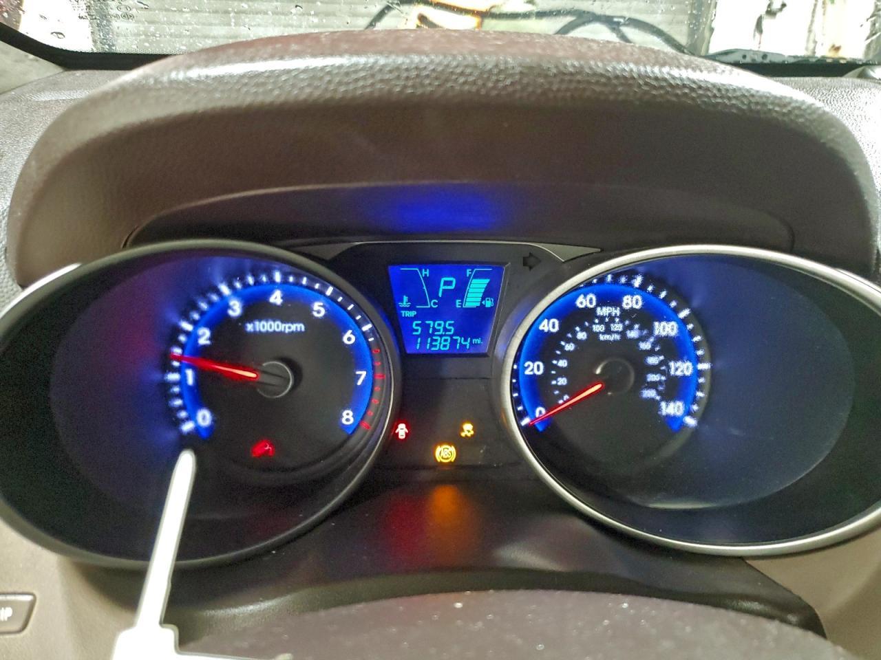 2011 HYUNDAI TUCSON